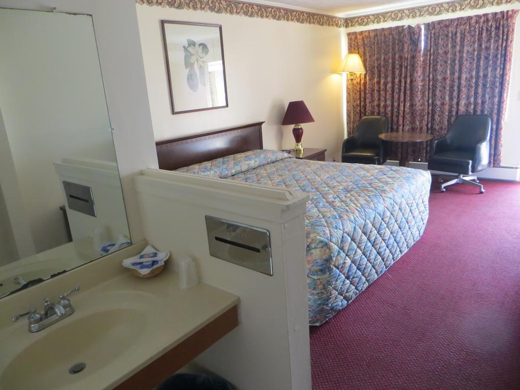 Traveler'S Lodge Salina Rum bild